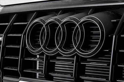 2025 Audi Q3 45 S line Premium