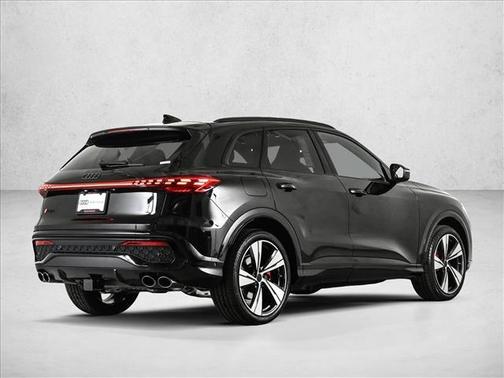 Mythos Black Metallic 2026 Audi SQ5 3.0T Premium Plus