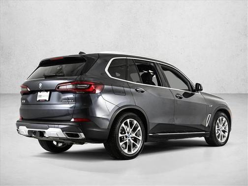 2022 BMW X5 PHEV xDrive45e