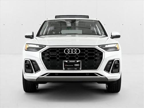 2023 Audi Q5 45 S line quattro Premium