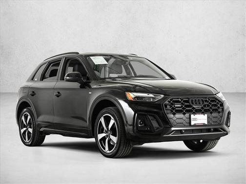 2023 Audi Q5 45 S line Premium Plus