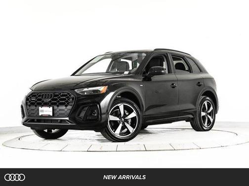 2023 Audi Q5 45 S line Premium Plus