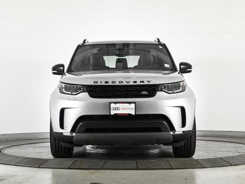 Indus Silver 2017 Land Rover Discovery HSE