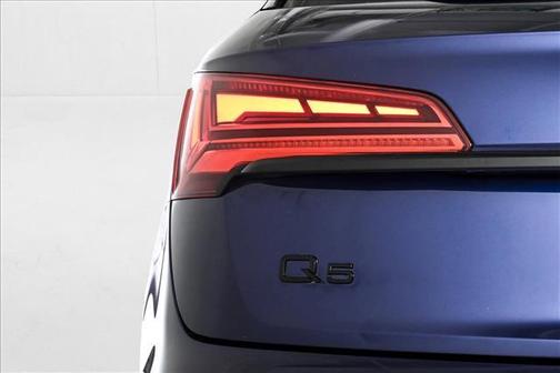 2025 Audi Q5 45 S line quattro Premium