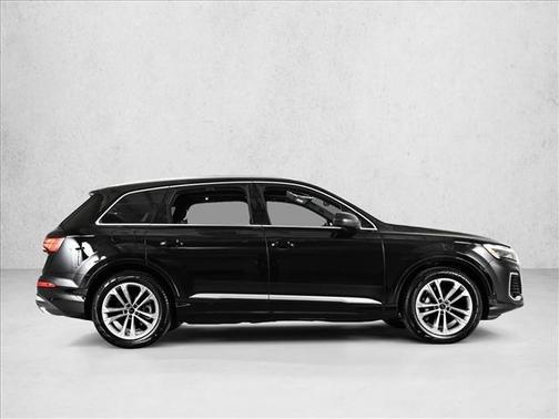 2026 Audi Q7 PLUS