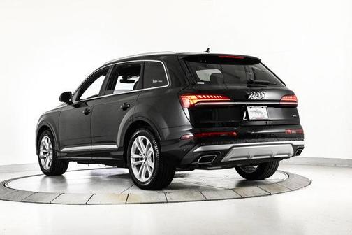 2026 Audi Q7 PLUS