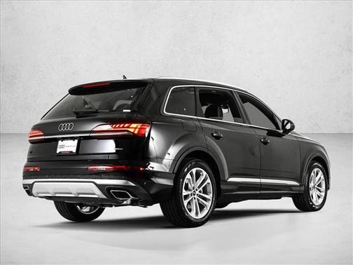 2026 Audi Q7 PLUS