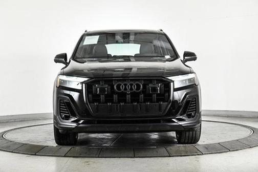 2025 Audi Q7 55 Prestige