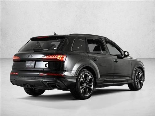 2025 Audi Q7 55 Prestige