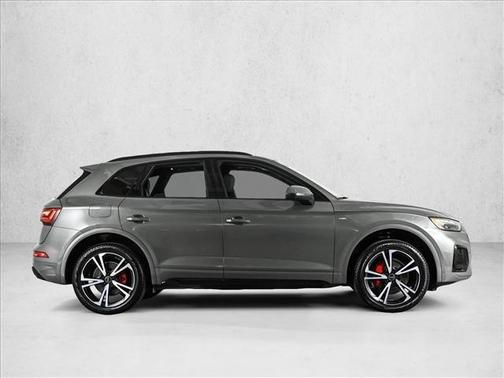 2025 Audi Q5 45 S line quattro Premium
