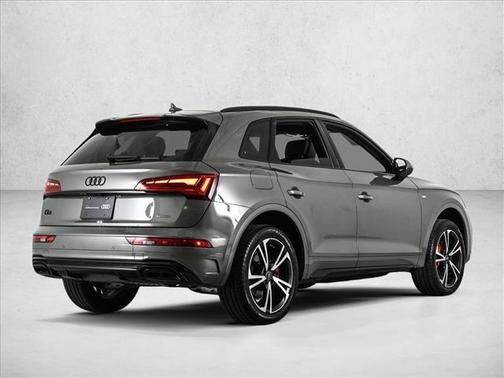 2025 Audi Q5 45 S line quattro Premium