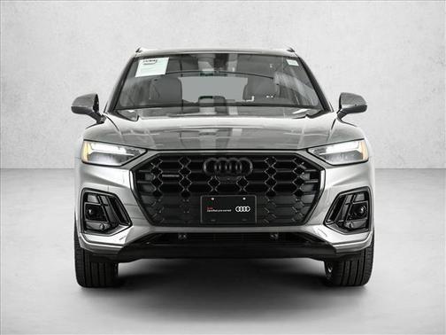 2025 Audi Q5 45 S line quattro Premium