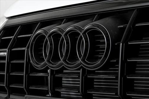 2025 Audi Q3 45 S line Premium