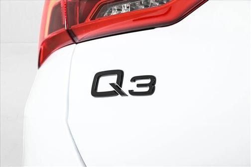 2025 Audi Q3 45 S line Premium