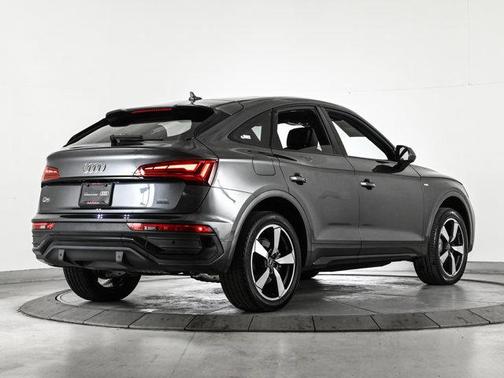 Daytona Gray Pearl Effect 2023 Audi Q5 45 S line Premium Plus