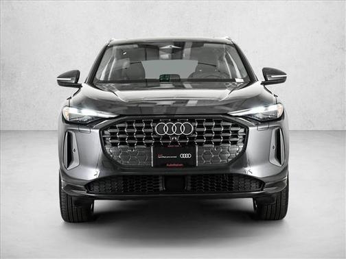 Tambora Gray Metallic 2025 Audi Q5 2.0T quattro Premium