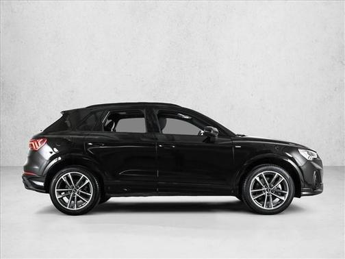 2023 Audi Q3 45 S line Premium
