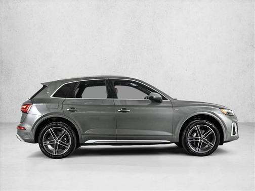 2025 Audi Q5 55 S line quattro Premium