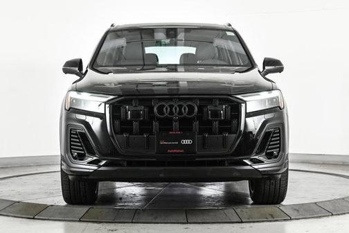 2025 Audi Q7 55 Premium Plus
