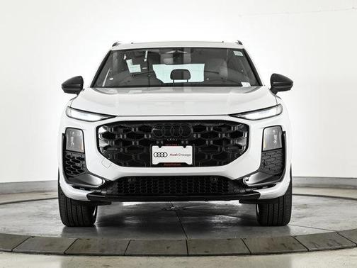 Glacier White Metallic 2026 Audi Q3 S line