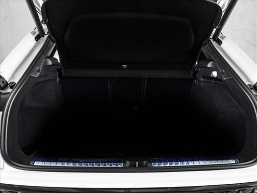 Glacier White Metallic 2026 Audi Q3 S line