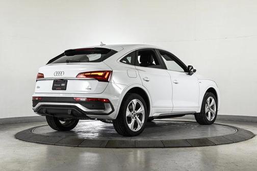 2024 Audi Q5 45 S line quattro Premium