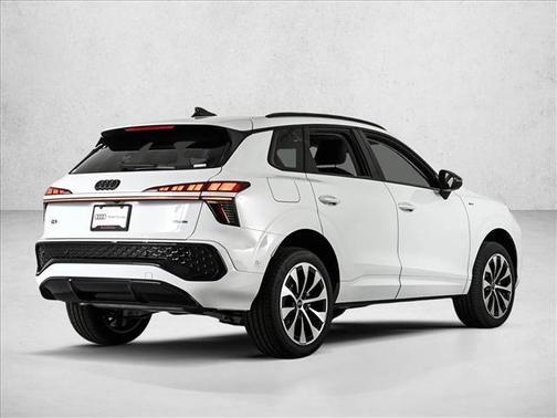 Glacier White Metallic 2026 Audi Q3 S line