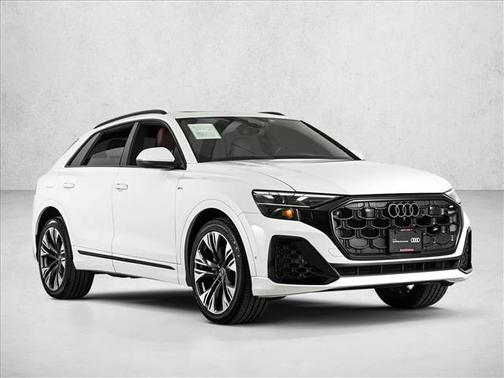 2025 Audi Q8 Premium Plus
