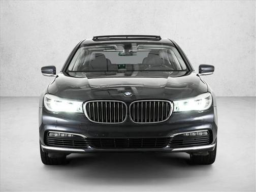 2018 BMW 740 i xDrive