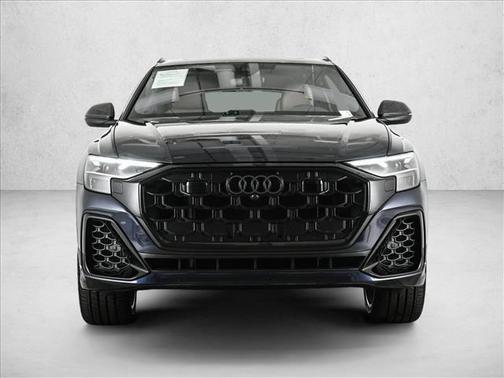 2025 Audi Q8 Premium Plus