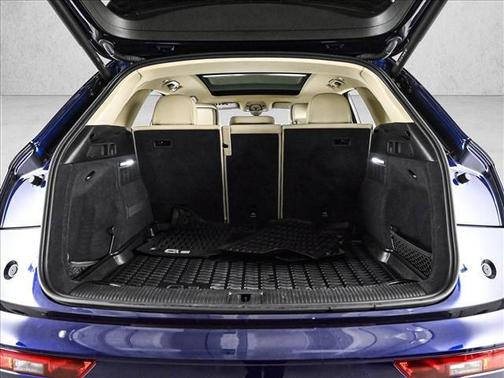 2022 Audi Q5 45 S line Premium Plus