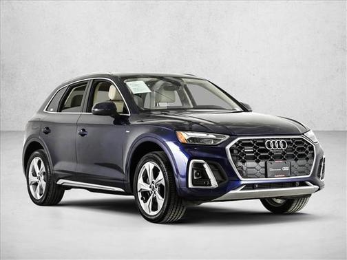 2022 Audi Q5 45 S line Premium Plus