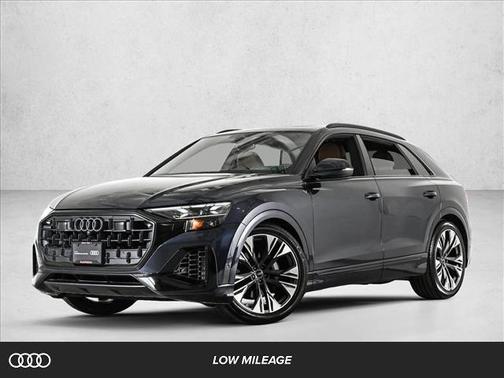 Waitomo Blue Metallic 2025 Audi Q8 Prestige