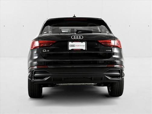 2025 Audi Q3 45 S line Premium