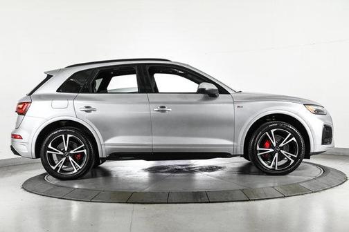 2025 Audi Q5 45 S line quattro Premium