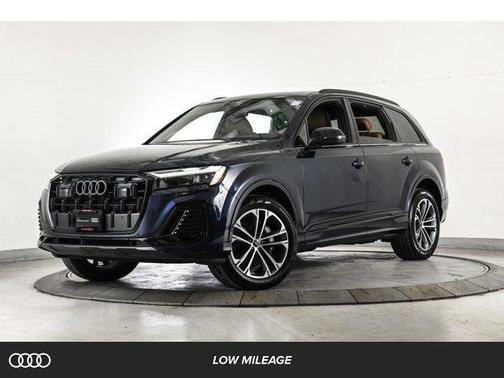 2025 Audi Q7 45 Premium Plus