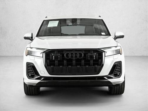 Glacier White Metallic 2026 Audi Q7 PRESTIGE