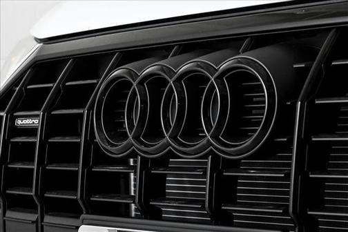 2025 Audi Q3 45 S line Premium