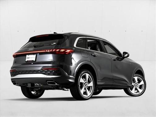 2025 Audi Q5 2.0T quattro Premium