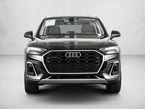 Mythos Black Metallic 2023 Audi Q5 45 S line quattro Premium