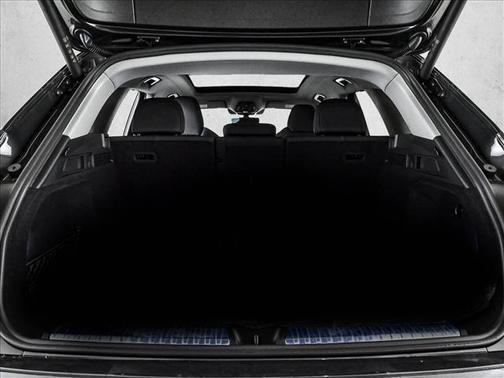 Tambora Flame 2026 Audi Q5 PLUS