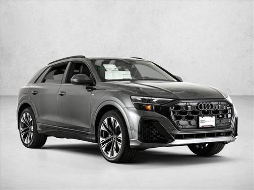 Daytona Gray Pearl 2026 Audi Q8 Premium Plus