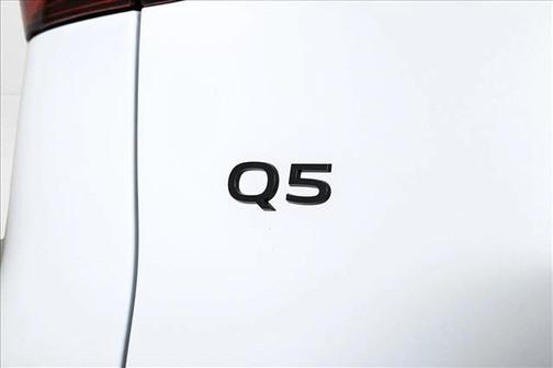2025 Audi Q5 2.0T quattro Premium