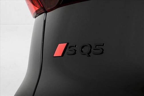 2025 Audi SQ5 3.0T quattro Premium