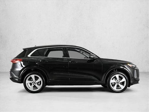 2025 Audi Q5 2.0T quattro Premium