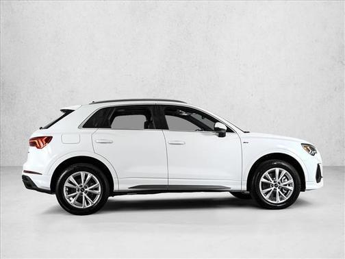 2025 Audi Q3 45 S line Premium