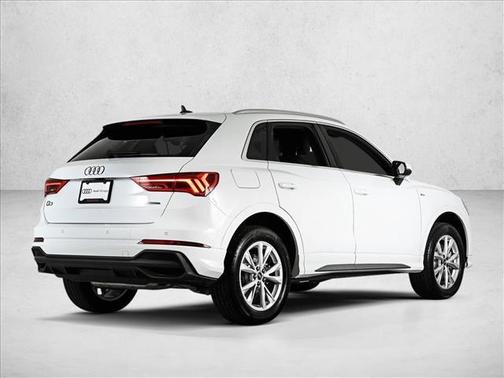2025 Audi Q3 45 S line Premium