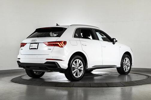 2025 Audi Q3 45 S line Premium