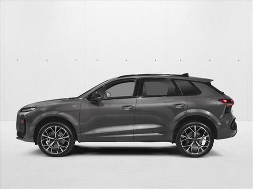 Daytona Gray Pearl 2026 Audi Q3 S line