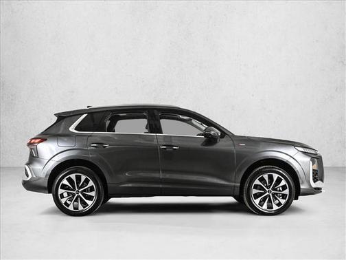 2026 Audi Q3 S LINE